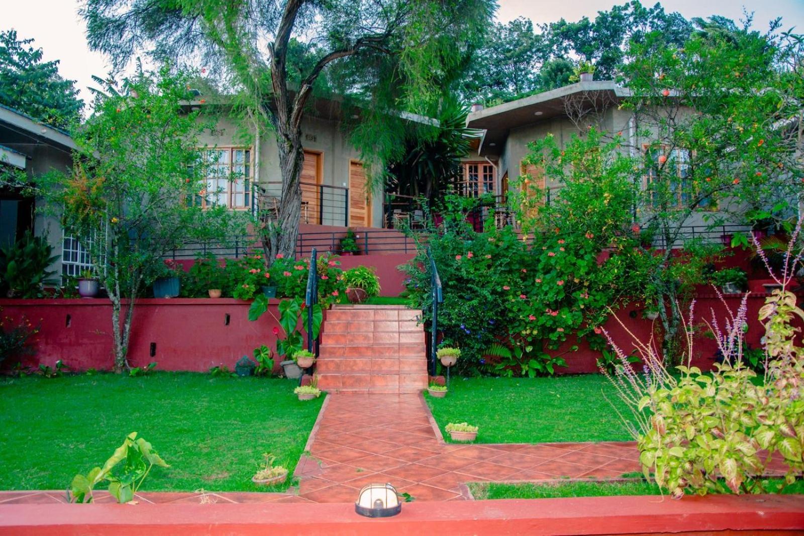 Babylon Lodge Marangu Exterior foto